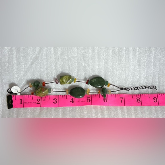 NWT Green stone bracelet - Picture 3 of 3